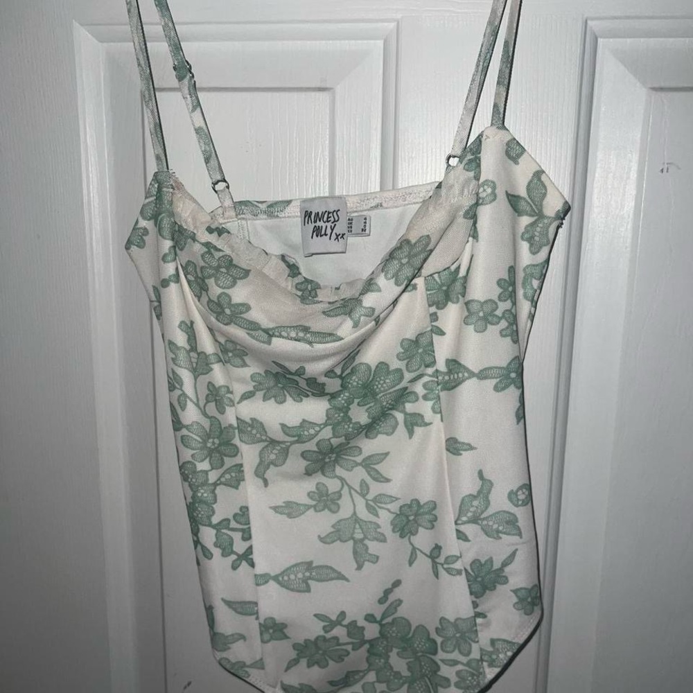 Princess Polly White and Green Floral Bodysuit